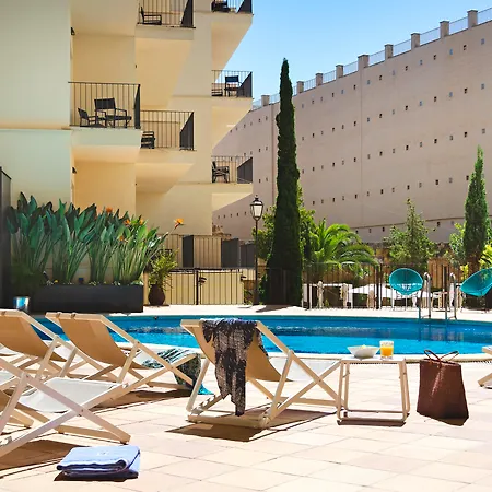 فندق Saratoga 4*